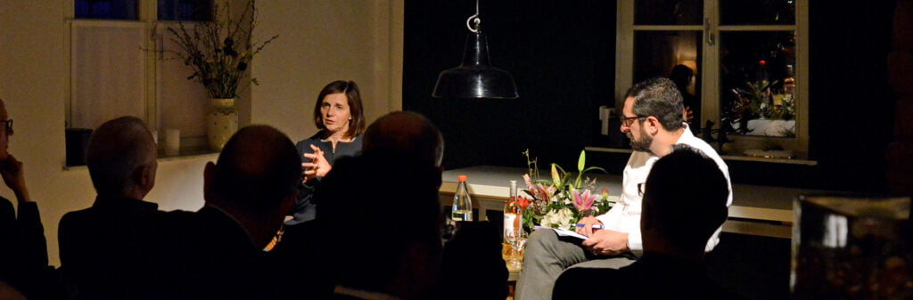 Katrin Göring-Eckardt, formerly co-chair of the Greens’ caucus in the German Bundestag, and Peter Zimmermann in Salon Brückenkopf